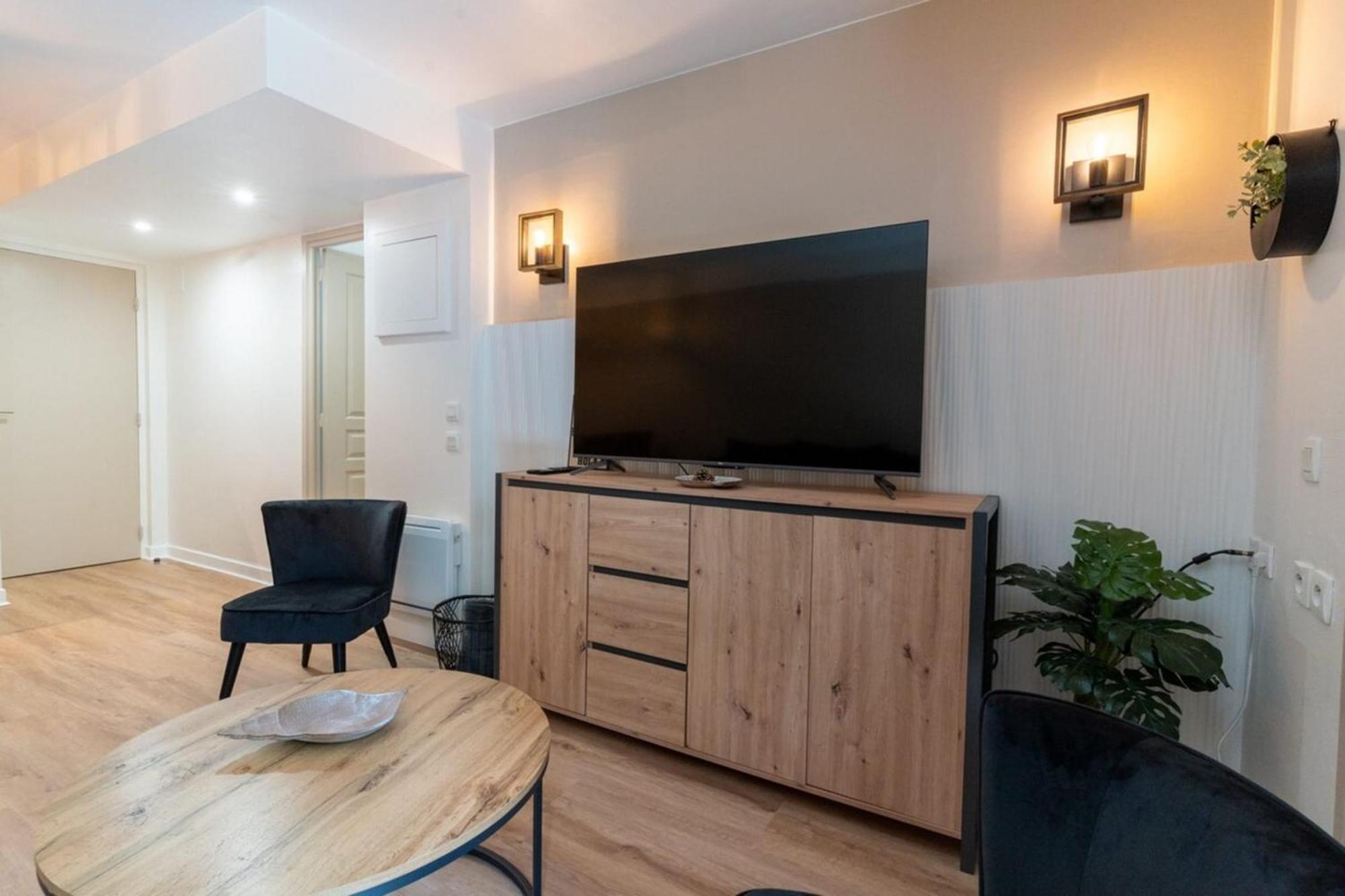 Beautiful Flat With Swimming Pool Tennis Court And Private Car Parking 09 Le Touquet Eksteriør bilde